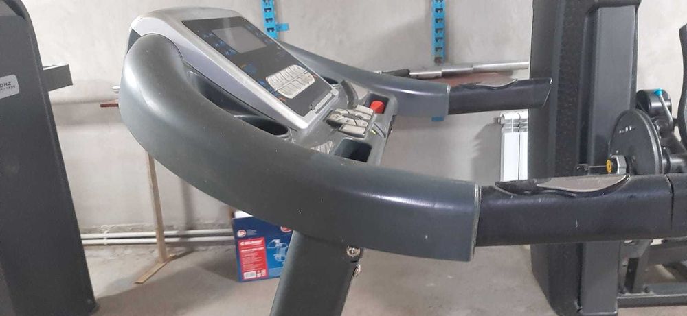 Беговая дорожка полупрофи