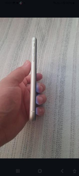 Айфон 11 в хорошем состояний