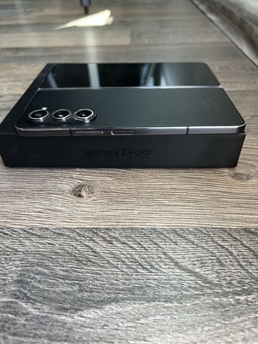 Samsung Galaxy z Fold 5