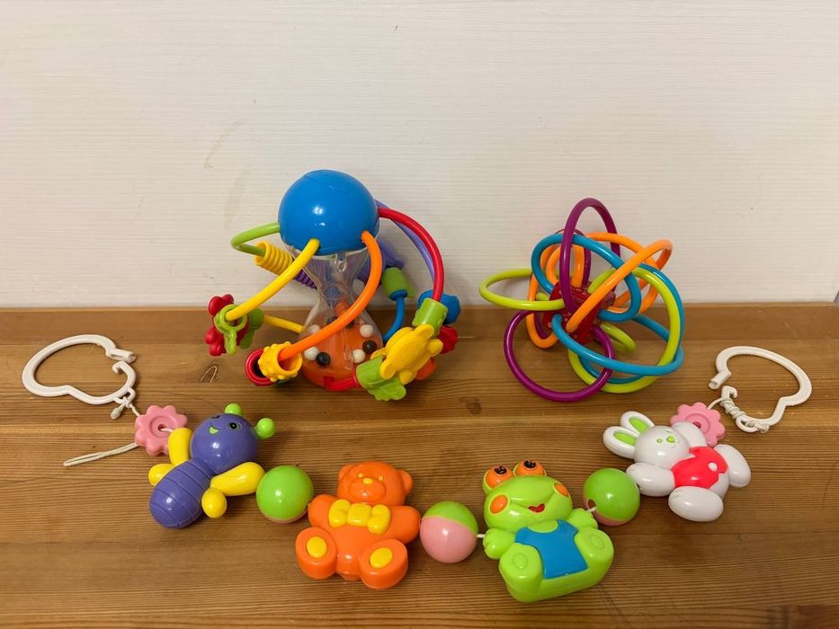 Игрушки для малышей для года