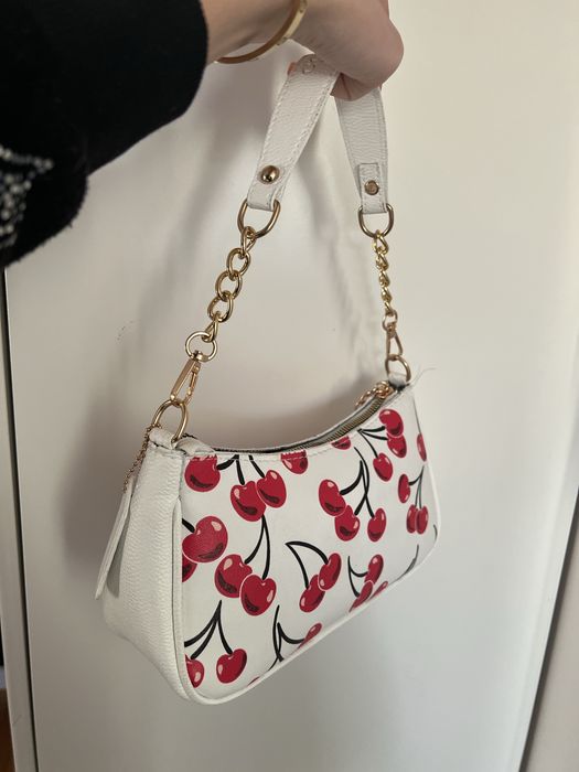 Чанта coach с черешки