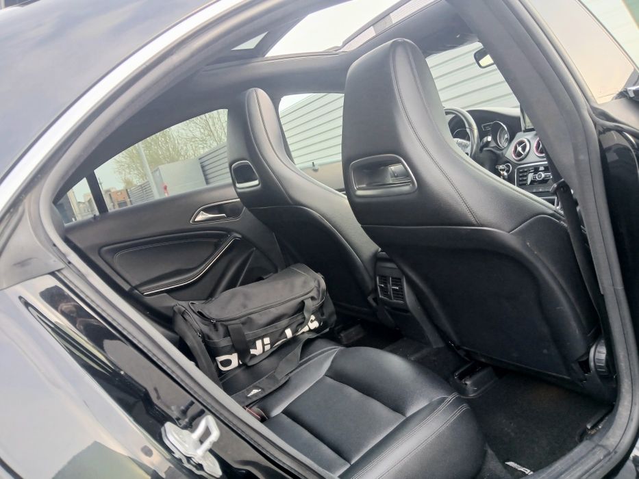 Proprietar in acte  //  CLA 2.2 Diesel Automata // Euro6 AMG LINE De Fabrica