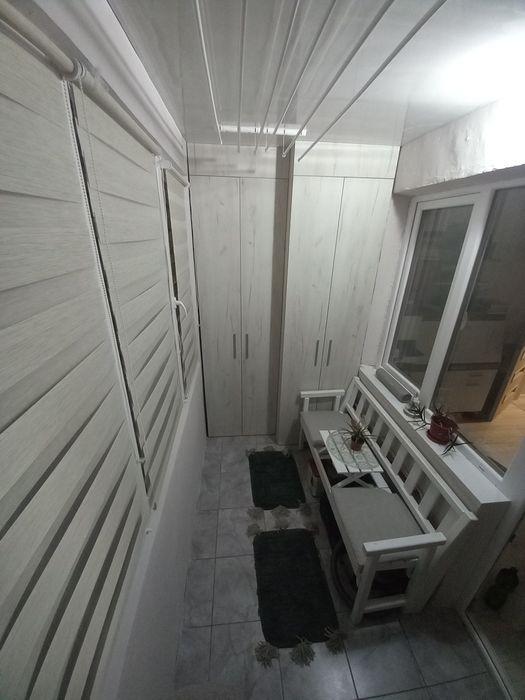Дървена пейка за градина или терасаа