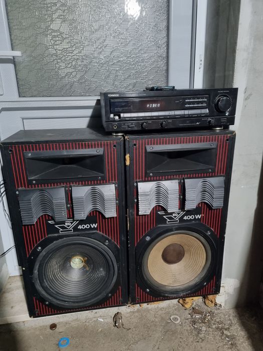 Vand boxe cu stație