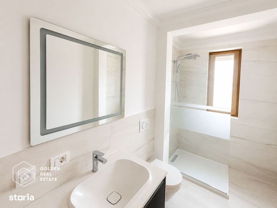 Apartament premium, zona Subcetate, 3 camere, 2 bai, loc parcare, sala