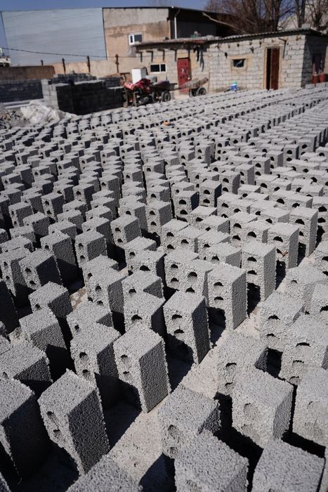 Рваные блок Шлакоблок Тумбы