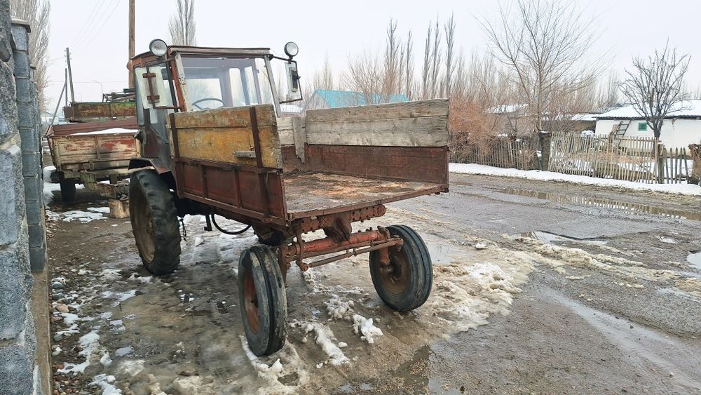 Продам трактор т-16