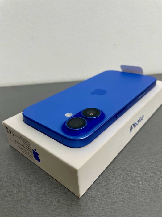 Нов iPhone 16 128GB с гаранция