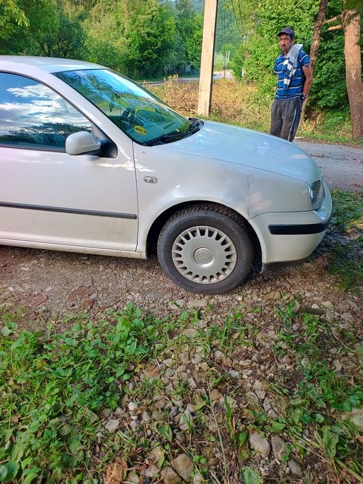 VOLKSWAGEN Golf 2003 — imagine 5