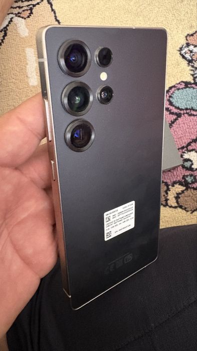 Самсунг S 25 Ultra