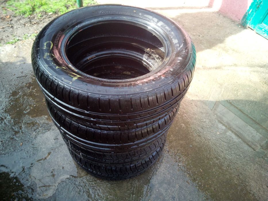 de  vanzare     anvelope     pentru  peugeot  206-e !!!