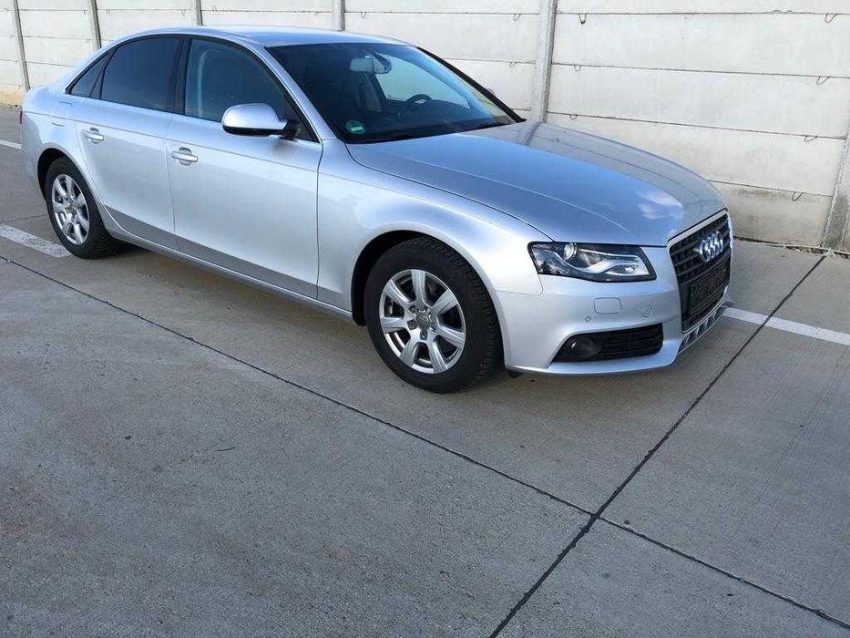 AUDI A4 2010 — imagine 9