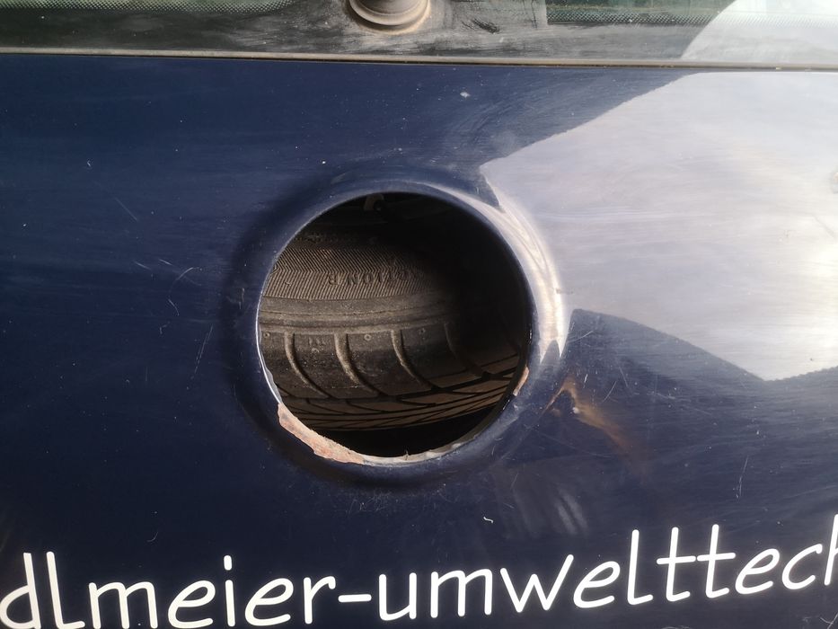 Haion vw golf 5 negru rosu gri argintiu și albastru