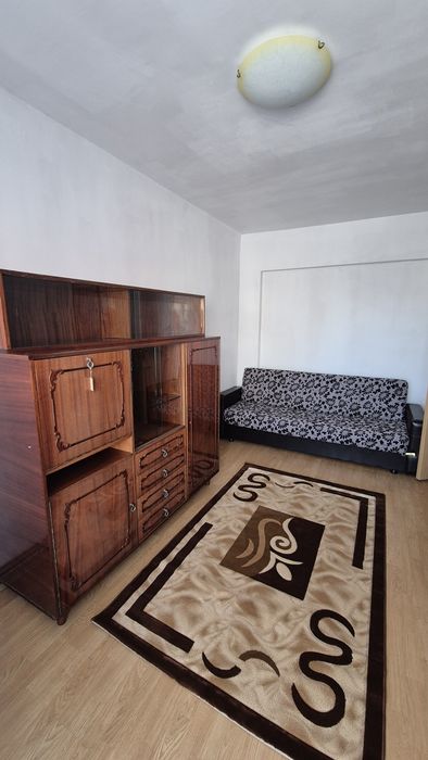 Apartament cu 3 camere zona între lacuri