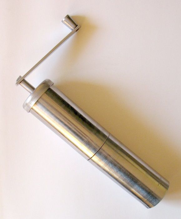 Оригинална отварачка "Делфин" със сребърно покритие