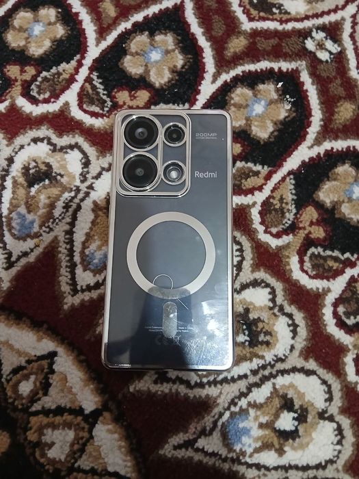 Sotiladi Redmi Not 13 pro 8 ga 256 tali pasti yengi