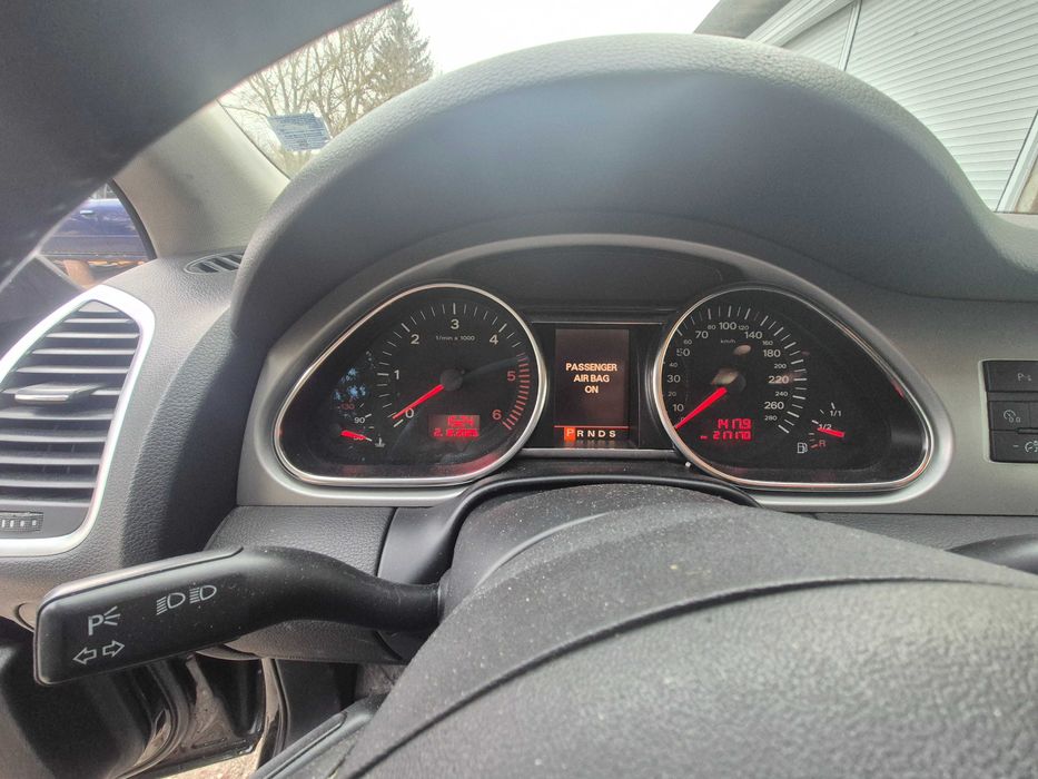 Audi Q7 цял за части или на части