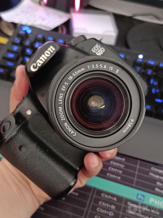 Canon EOS 60D sotiladi. Xolati ajoyib