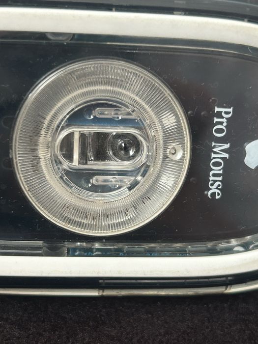Apple pro mouse