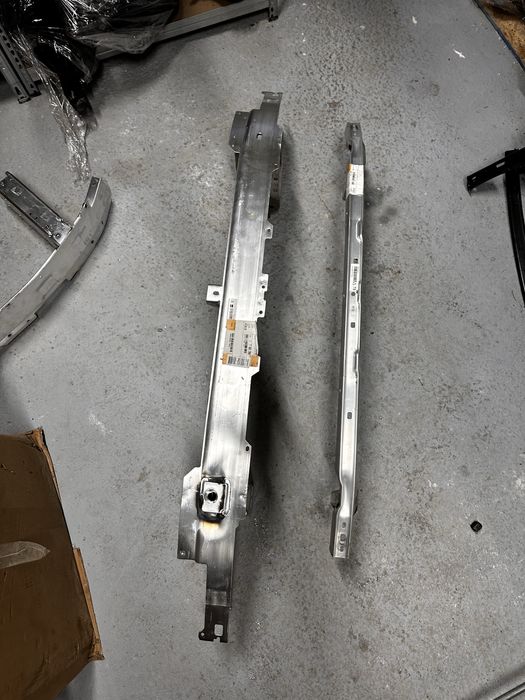 Armatură față bmw seria 5.g30.g31.