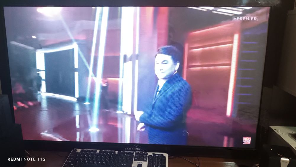 Продам телевизор samsung