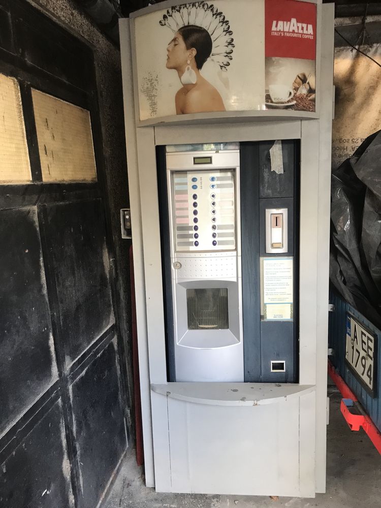 Вендинг Кафемашина Saeco 500 с метална каса гр. Варна Аспарухово • OLX.bg