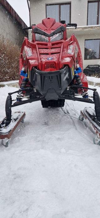 Snowmobil Polaris Khaos RMK 850