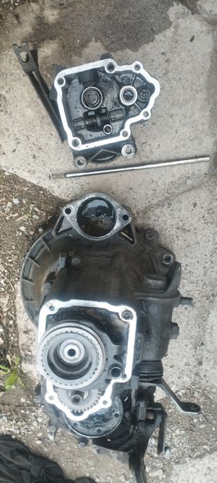 Продам коробку на гольф3,венто