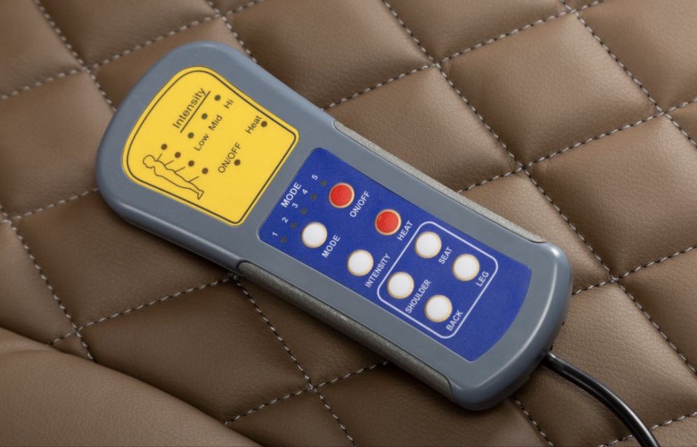 Fotoliu recliner cu functii masaj si functie de incalzire  Nou