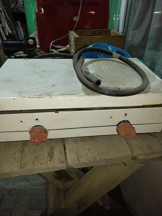 Продам 2х камфоную газплиту