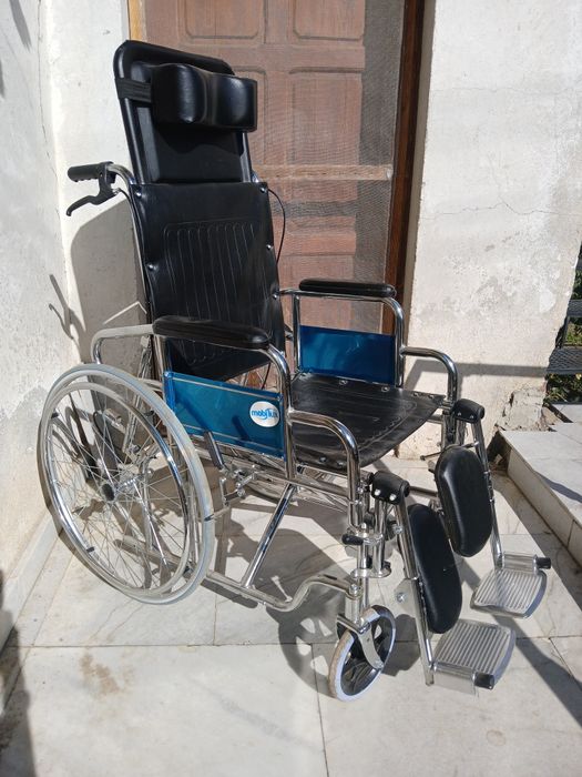 Специализирана инвалидна количка