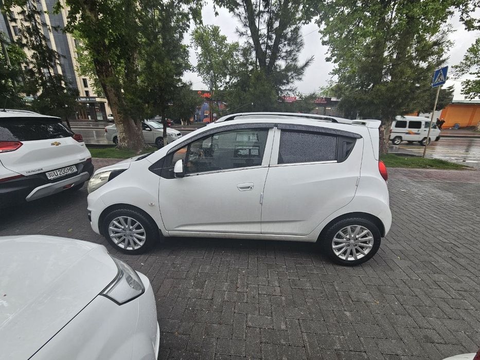 Chevrolet Spark 2013 — 2
