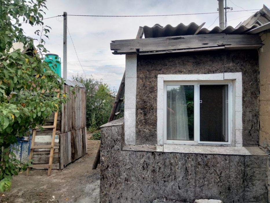 Продаем дачу зимний вариант 2комнаты+кухня.