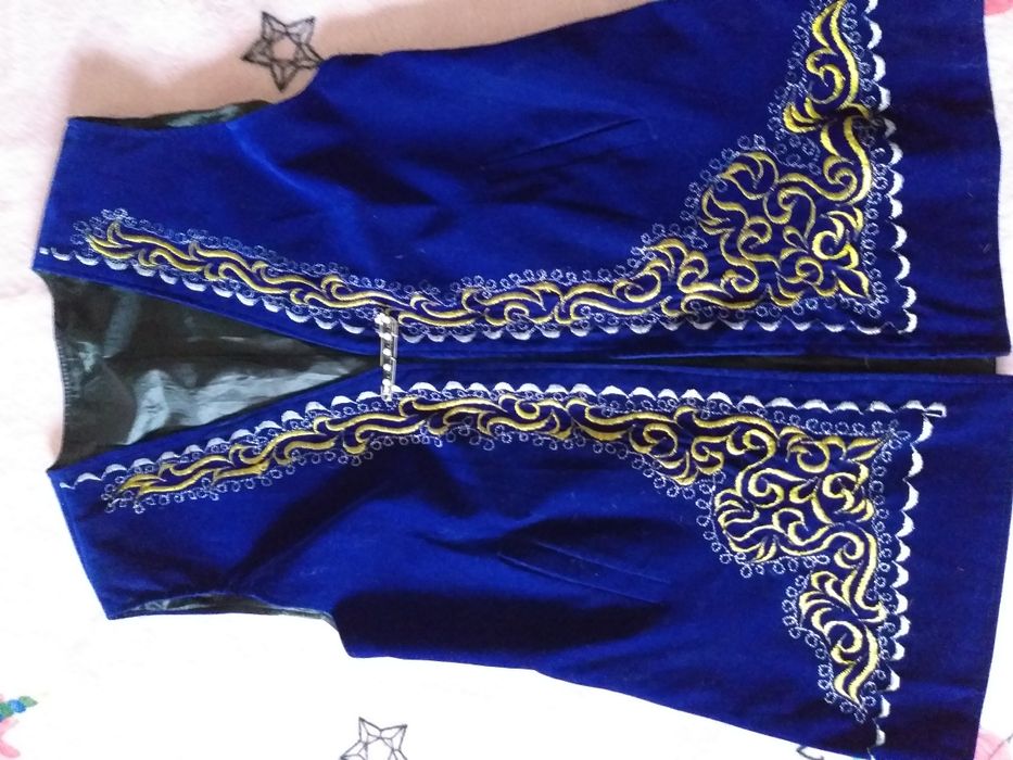 Продам желет национальный