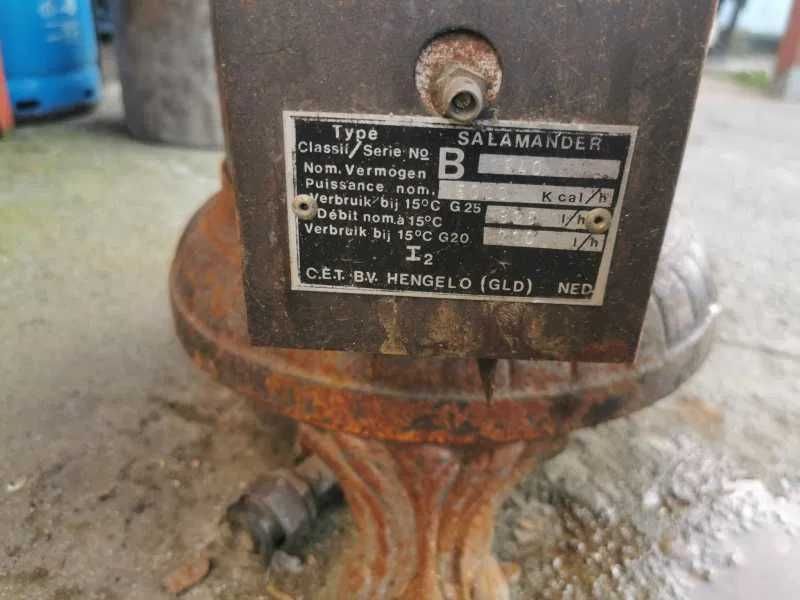 Soba din fonta pe gaz vintage