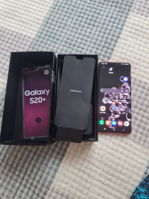 Продам Самсунг С20+.