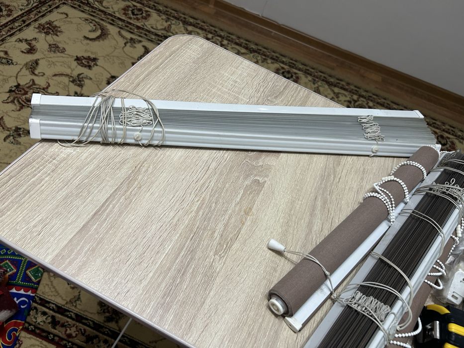 Ролшторы и жалюзи.