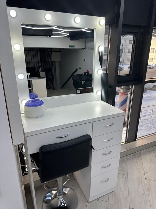 Кресло визажиста