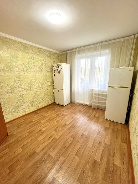 Продаётся 3 комн квартира