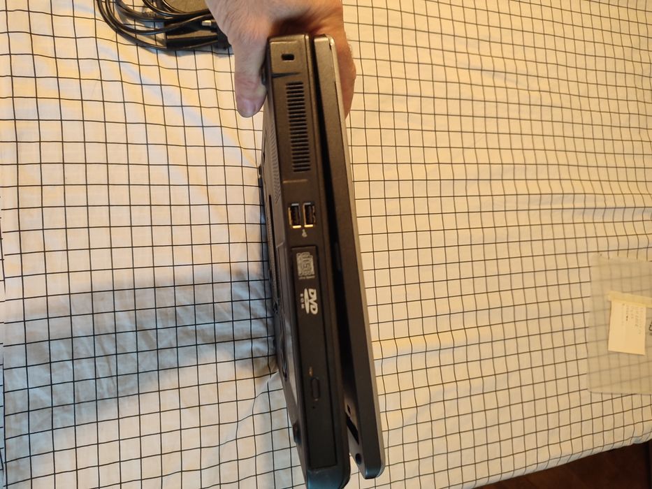 Лаптоп Dell Precision M90 – 17" / Core 2 Duo / 4GB RAM / SSD 120GB / Quadro FX 1500M