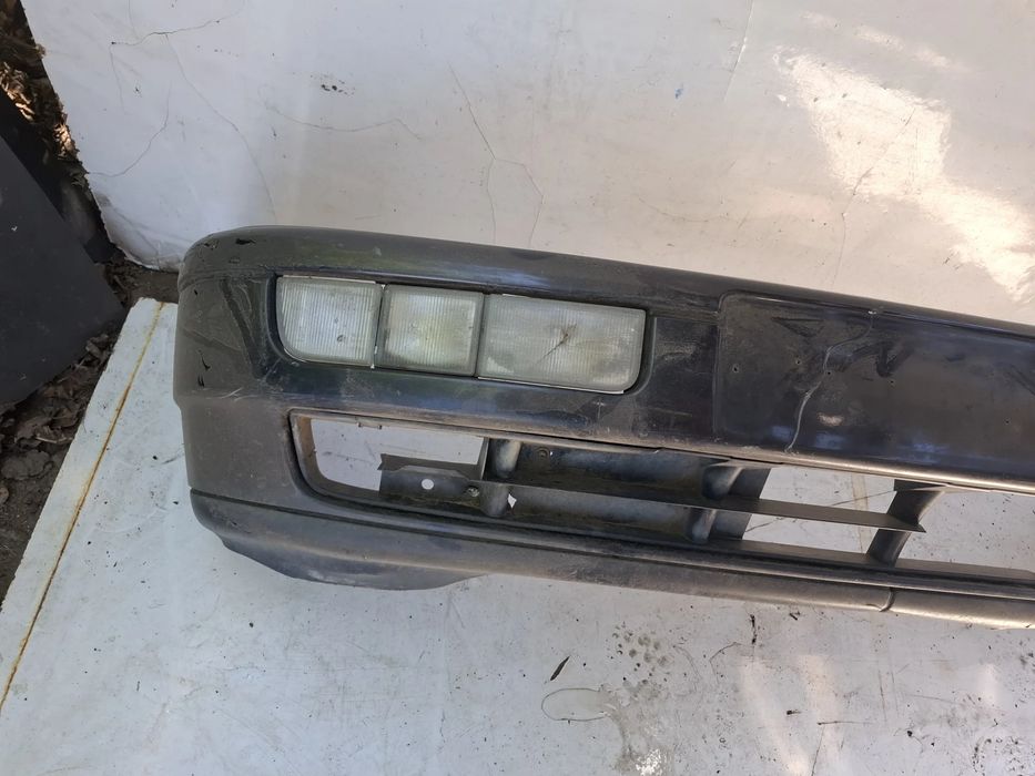 Bara fata - Volkswagen VW Passat 1994 1.8 MT (90 hp)