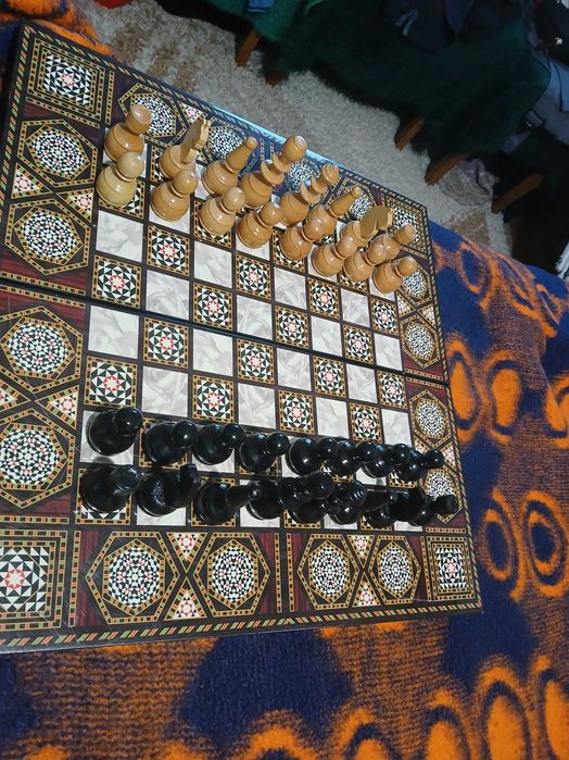 Сирийски Шах и табла