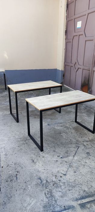 Стол в стиле лофт