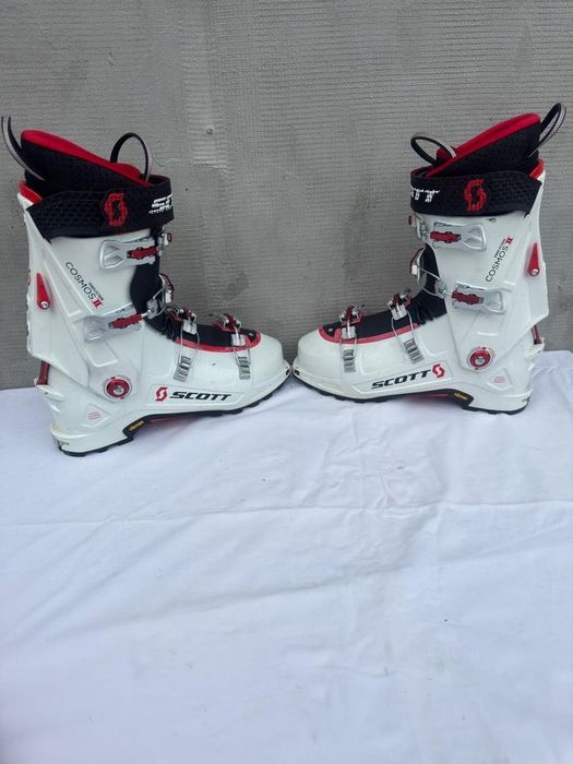 Clapari ski schi tura skimo Scott Cosmos II Carve marime EUR:45.5 Mondo:30.0 last:103.5