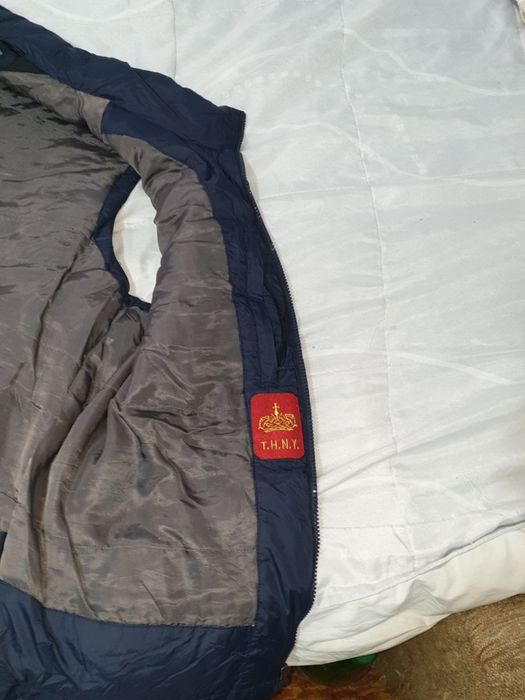 Елек Tommy Hifiger