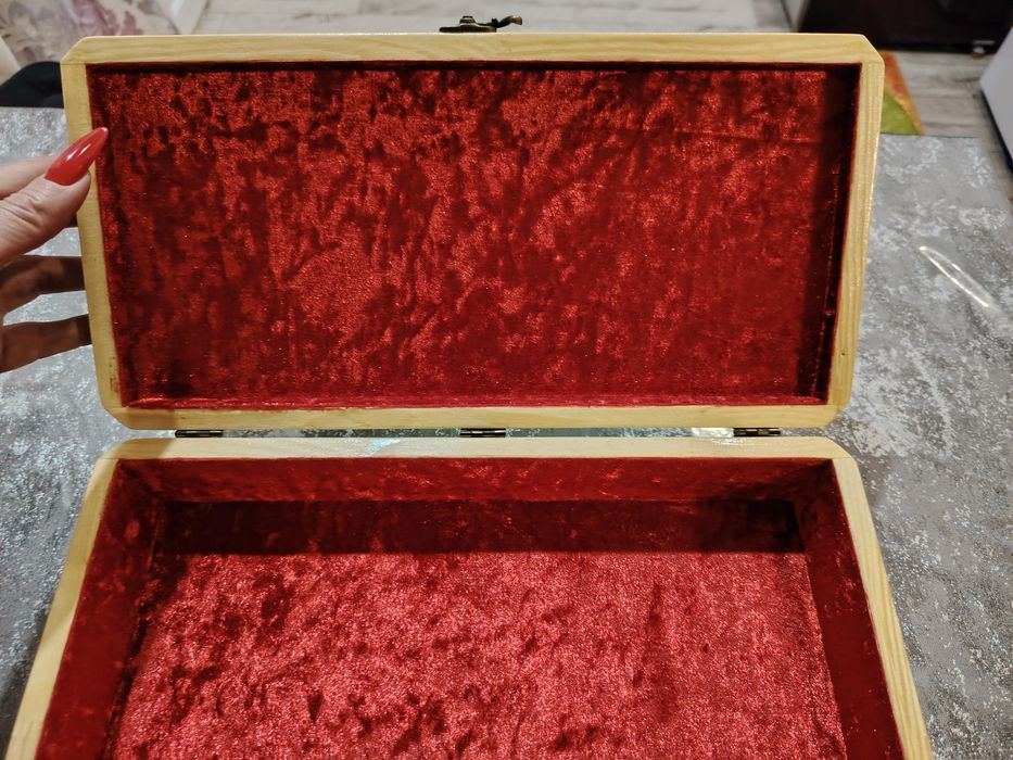 Шкатулка - ларец! Ручной работы!