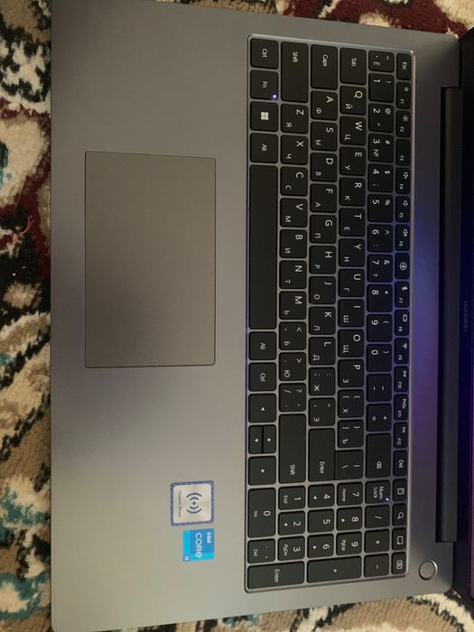 MateBook D 16  silver