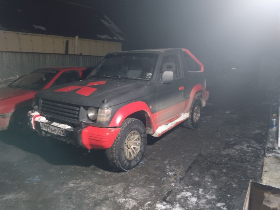 продам Митсубиси Паджеро пикап
