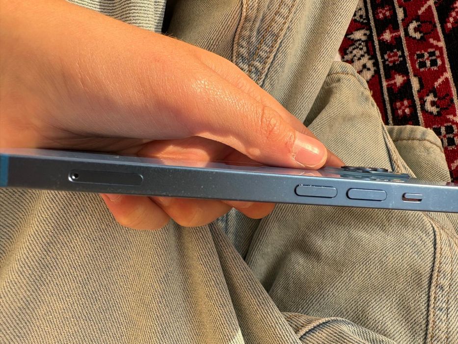 Iphone 13 baterie 100%