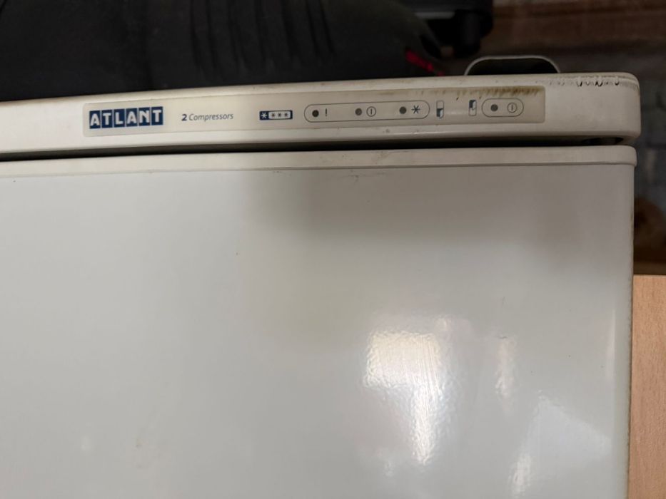 Продам холодильник